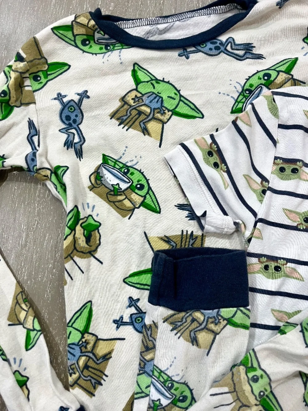Star Wars Grogu and Mandalorian 5 piece Pajama Set Size 10